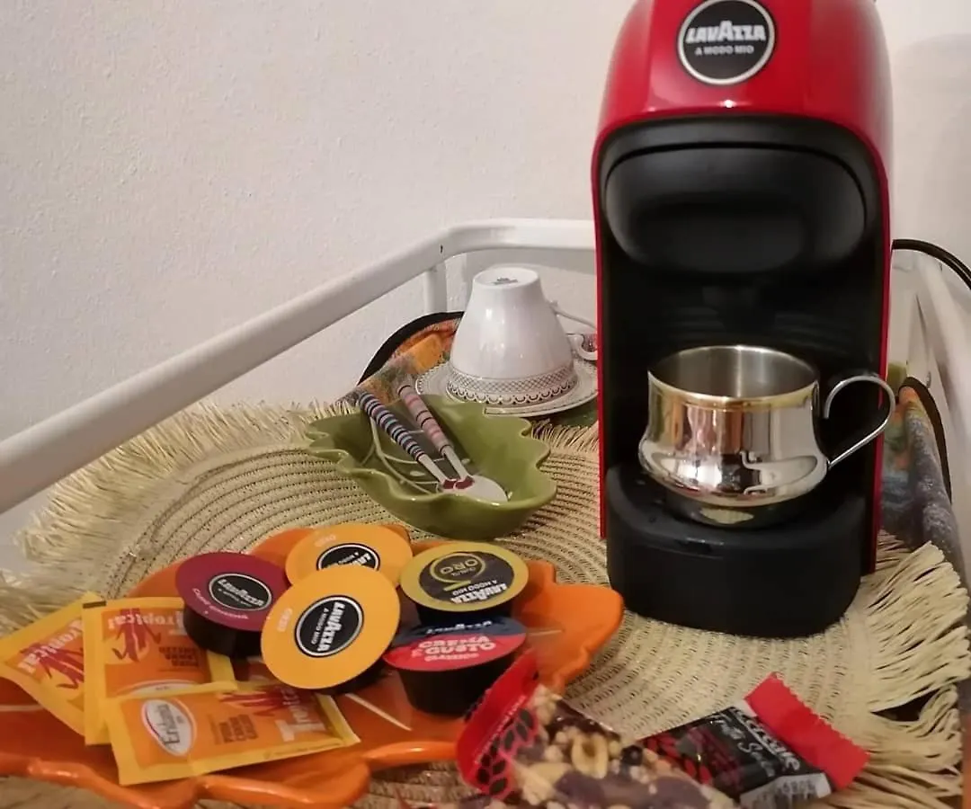 Bed & Breakfast Camera Vicino L'Aeroporto Di Palermo Carini Italy